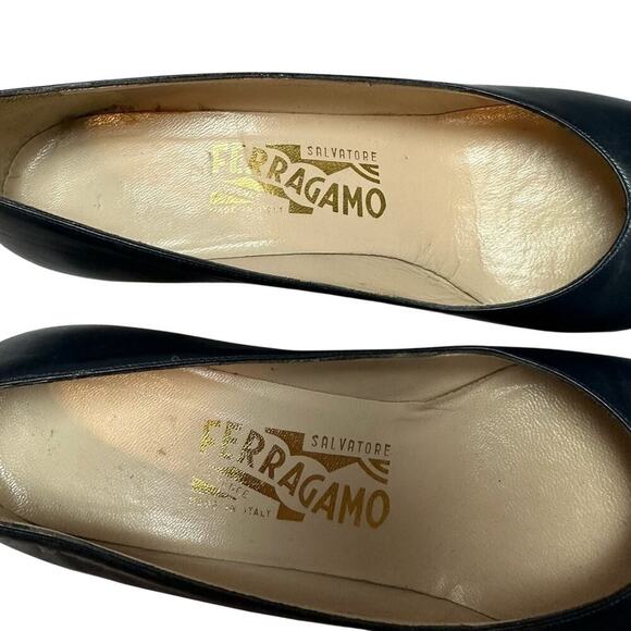 Salvatore Ferragamo Blue Leather Heels Pumps Italy Women’s 8.5 Classic Designer - Picture 6 of 10
